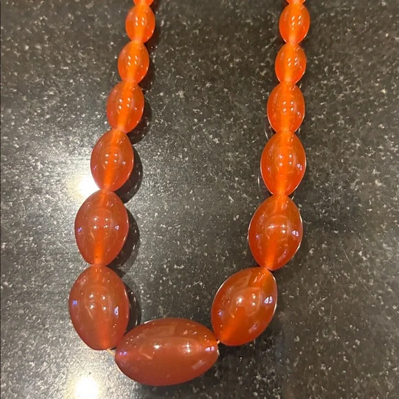 ❤️SALE❤️Elegant Vintage Amber Beaded Necklace - Picture 2 of 3